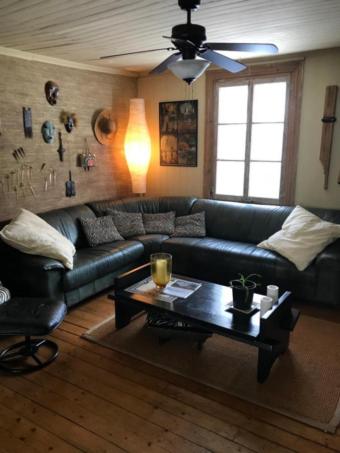 Bed and Breakfast Gite Au Toit Bleu Sainte-Famille Exterior foto